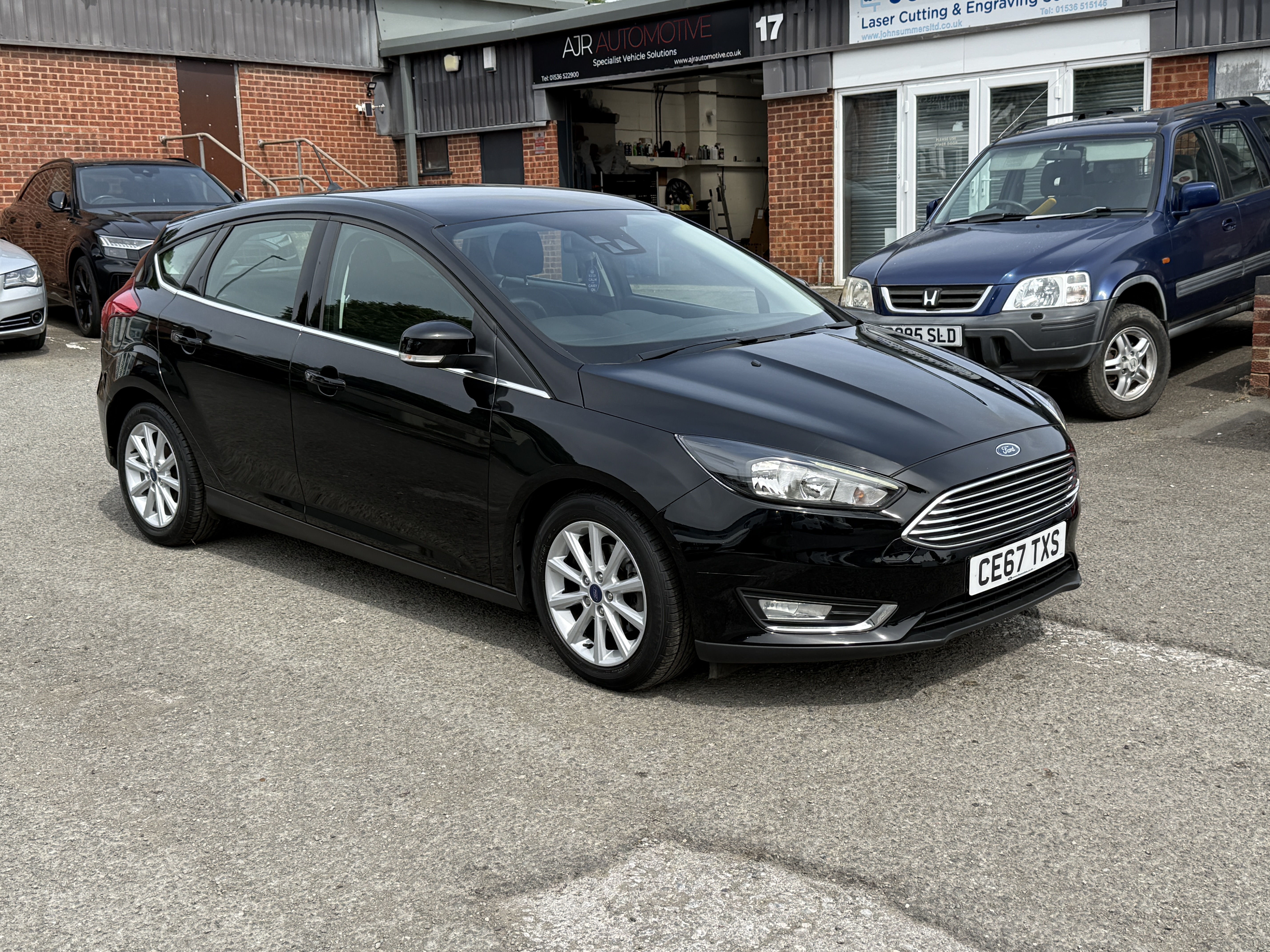 2017 FORD FOCUS 25,000 MILES PETROL AUTOMATIC HATCHBACK 9,895 VIEW DETAILS... photo